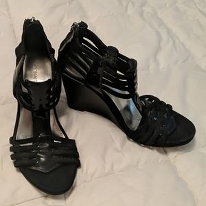 Black 2in ankle wedges, size 7